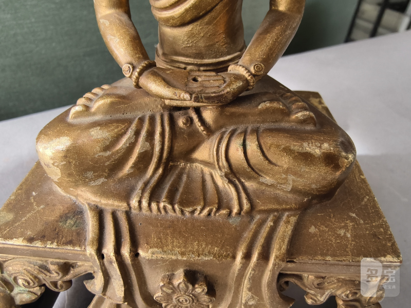 A gilt-bronze figure of Amitayus seated on a throne - 图16
